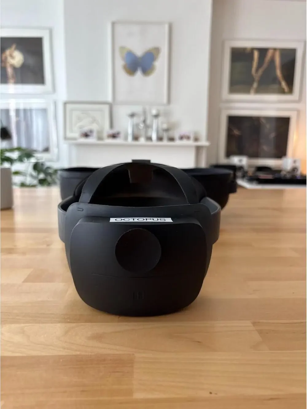 Microsoft HoloLens 2 Smart Glasses VR Headset Device - Black